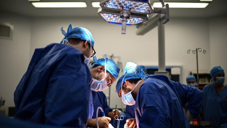 γιατροί εγχείρηση