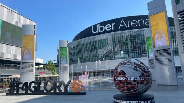 «Ελληνική κόλαση στο Βερολίνο» - «Παντού ακούς μ@@@@α»