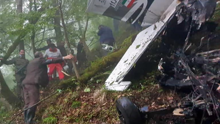 Ιράν — Συντριβή ελικοπτέρου: Επιβεβαιώθηκε ο θάνατος του προέδρου Ραϊσί και του υπουργού Εξωτερικών 