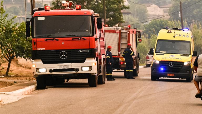 Ηλεία: Χωρίς ενεργό μέτωπο η πυρκαγιά. Διάσπαρτες εστίες σε Λάττα και Πρόδρομο