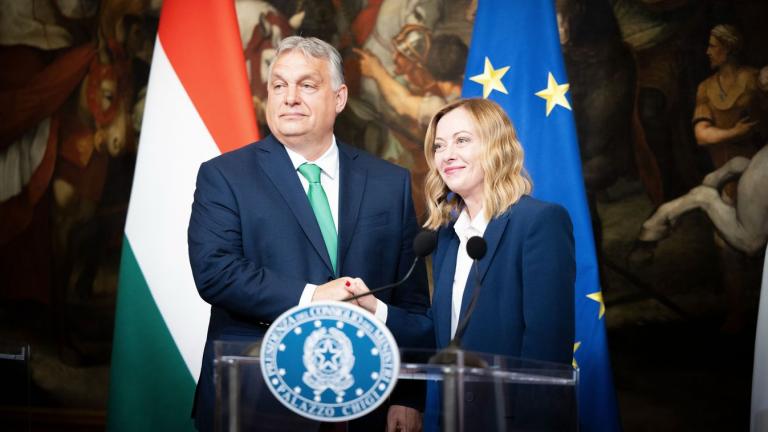 Πυρά από Μελόνι και Όρμπαν για την κατανομή των ηγετικών θέσεων στην ΕΕ