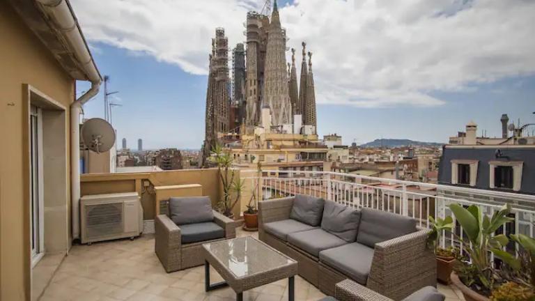 Η Βαρκελώνη βάζει «φρένο» στα Αirbnb για να αντιμετωπίσει την στεγαστική κρίση 