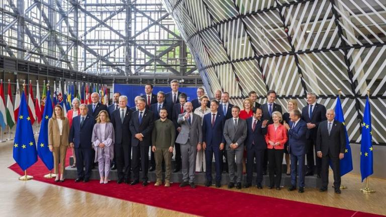 Σύνοδος Κορυφής Ε.Ε: Ικανοποίηση στην Αθήνα για την εκλογή νέας ηγεσίας — Αντίδραση Μητσοτάκη στη γαλλο-γερμανική πρόταση