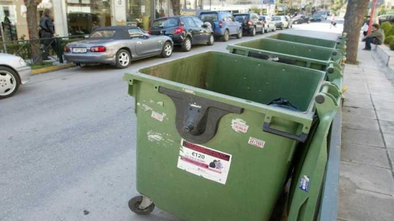 Δήμος Αθηναίων: Έκκληση στους πολίτες να μην κατεβάζουν σκουπίδια τις ώρες 11-5 τις ημέρες του καύσωνα 