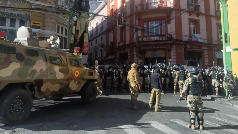 Βολιβία: Αναφορές για απόπειρα πραξικοπήματος – «Παράτυπες κινητοποιήσεις του στρατού» καταγγέλλει ο πρόεδρος