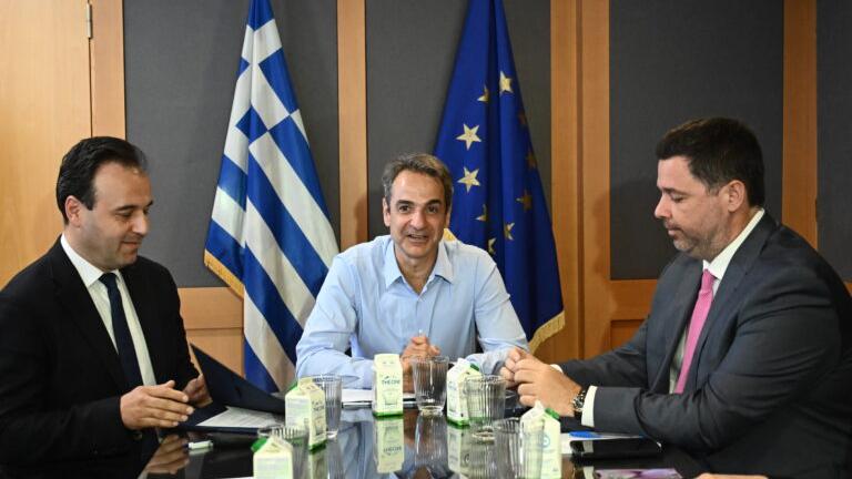 Επίσκεψη Μητσοτάκη στο υπουργείο Ψηφιακής Διακυβέρνησης