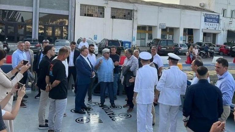 «STAR Z»: Το υπερσύγχρονο ρυμουλκό στο κεντρικό λιμάνι του Βόλου