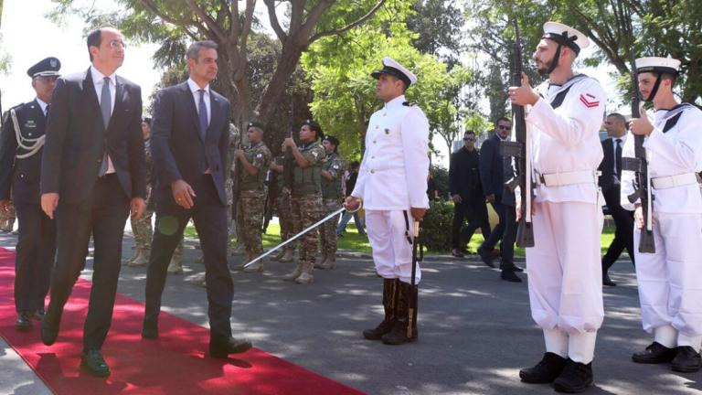 Με ατζέντα την διεθνοποίηση του Κυπριακού, ο Μητσοτάκης στη μαρτυρική Μεγαλόνησο