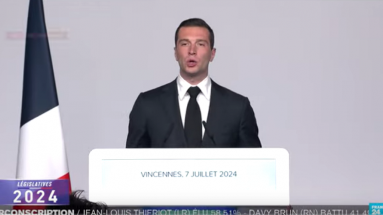 Γαλλία - Μπαρντελά: «Η Γαλλία βρίσκεται πλέον στα χέρια της ακροαριστεράς»