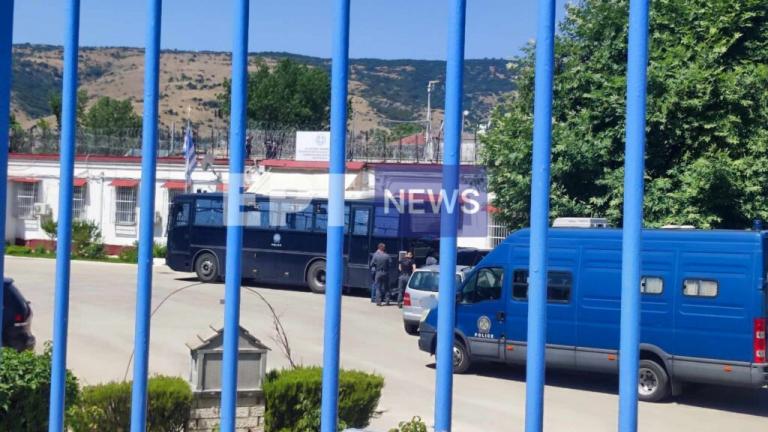 Επιχείρηση των «Αδιάφθορων» της ΕΛΑΣ στις φυλακές Ιωαννίνων – Συνελήφθη αστυνομικός