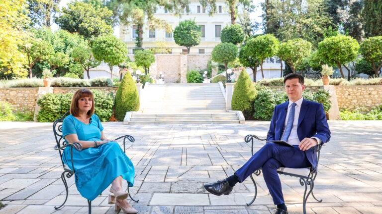 Κ. Σακελλαροπούλου: Το γοητευτικό στοιχείο της δημοκρατίας είναι η συνεχής διεκδίκηση