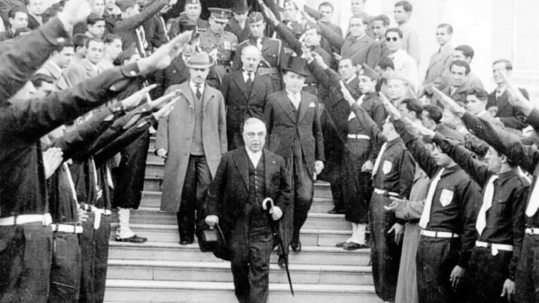 Αύγουστος: Δύσκολος μήνας για τη Δημοκρατία, γεμάτος κινήματα, πραξικοπήματα και δικτατορίες!