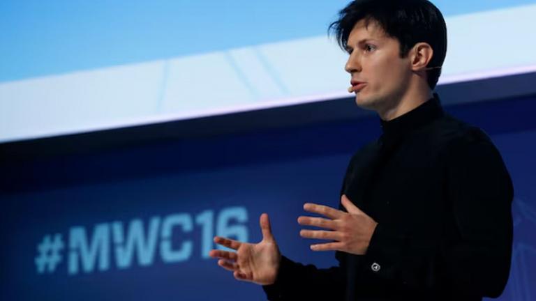 Πάβελ Ντούροφ 