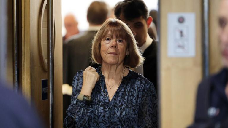 Συγκλονίζει η Πελικό ενώπιον του δικαστηρίου: «Πώς μπόρεσες να τους φέρεις αυτούς στην κρεβατοκάμαρά μου;»