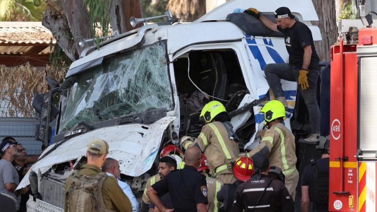 Τρομοκρατική επίθεση στο Τελ Αβίβ: Ένας νεκρός και δεκάδες τραυματίες από την επίθεση σε στάση λεωφορείου