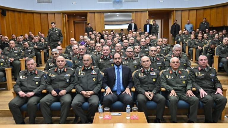 Α/ΓΕΣ Αντιστράτηγος Γ. Κωστίδης: Ανταλλαγές ευχών με το προσωπικό του ΓΕΣ και επισκέψεις σε σχηματισμούς και μονάδες 