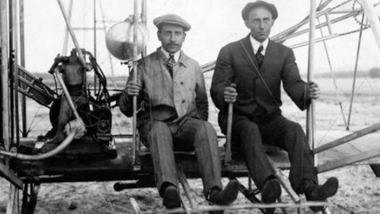 17 Δεκεμβρίου 1903: Η πρώτη πτήση με μηχανοκίνητο αεροπλάνο των Αδελφών Ράϊτ, που άλλαξε τον κόσμο