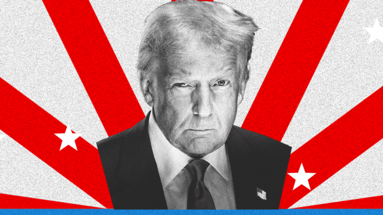 Κοινός παράγοντας η υπονόμευση της δημοκρατίας: Όλο και περισσότεροι αναλυτές θεωρούν τον Τραμπ «φασίστα»