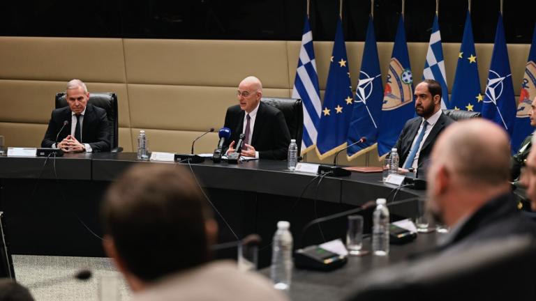 Δένδιας: Στις 4 Απριλίου η παρουσίαση του νέου εξοπλιστικού προγράμματος των ΕΔ στη Βουλή – Σε κλίμα συγκινήσεως η «αλλαγή σκυτάλης» Γ.Κεφαλογιάννη και Θ.Δαβάκη