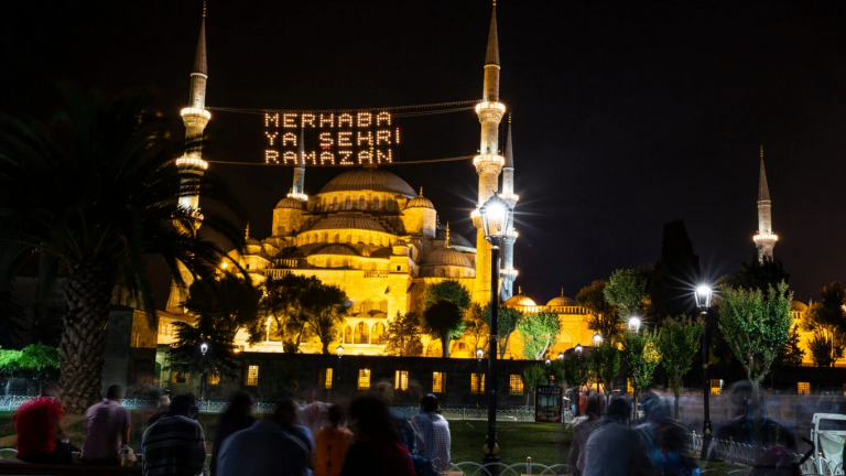 Τουρκία: 9 μέρες Μπαϊράμι στη σκιά διαδηλώσεων για τον Ιμάμογλου