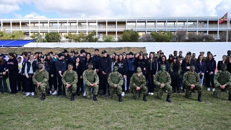 Α/ΓΕΣ Αντιστράτηγος Γ.Κωστίδης: «Μία Ημέρα Εύελπις» για το 5ο Γενικό Λύκειο Ζωγράφου