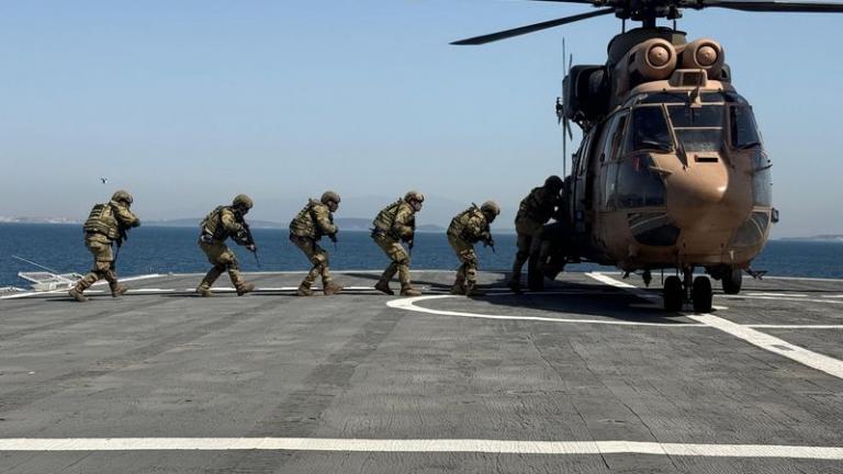 Στην Αθήνα και τη Θεσσαλονίκη οι Τούρκοι «συζητούν» και στο Αιγαίο προκαλούν