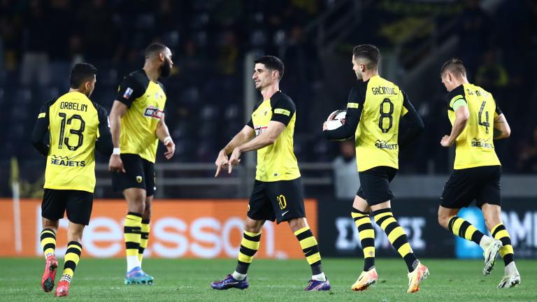 ΑΕΚ-Ολυμπιακός 2-0: Νίκη... τιμής για την Ένωση - Την πρόκριση οι Πειραιώτες