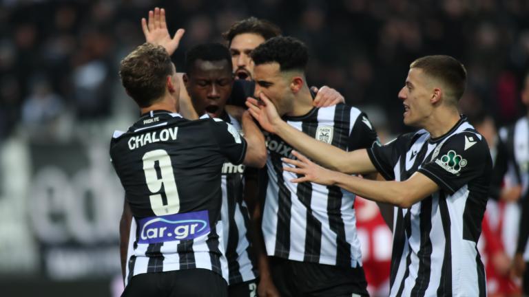 ΠΑΟΚ-Ολυμπιακός 2-1: Νίκη... για σεντόνι!