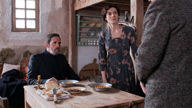 «GRAND HOTEL»: Ο Χαραλάμπης θρηνεί τον χαμό του Νικήτα - Απόψε στις 21:00 στον ΑΝΤ1