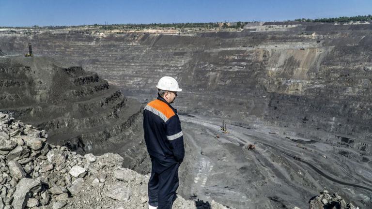  Reuters: Τι προβλέπει η συμφωνία για τα ορυκτά που αναμένεται να υπογράψουν σήμερα ΗΠΑ και Ουκρανία