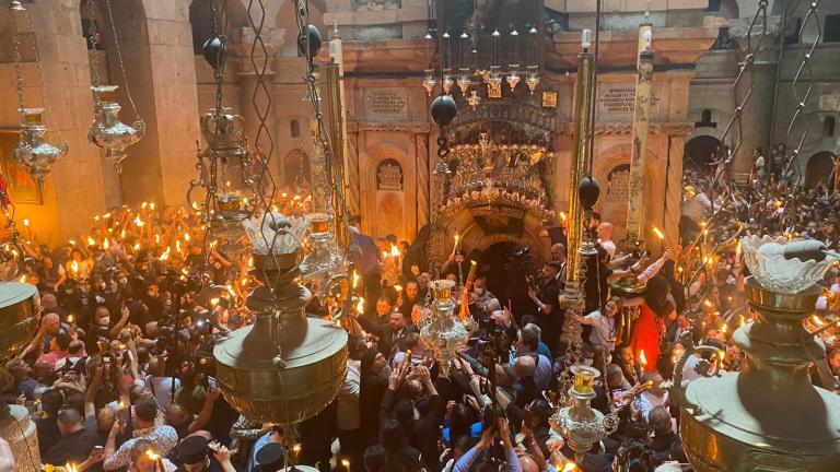 Holy_Fire_in_Jerusalem