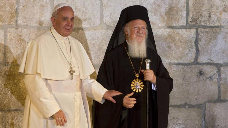  «Αιωνία σου η μνήμη, αδελφέ Πάπα Φραγκίσκε»: Το συγκινητικό αντίο του Οικουμενικού Πατριάρχη Βαρθολομαίου