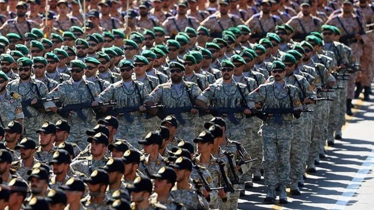 Ιράν: Επίδειξη δύναμης με μεγαλειώδη στρατιωτική παρέλαση για την Ημέρα των Ενόπλων Δυνάμεων
