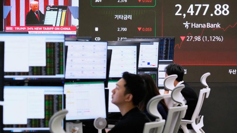 Παγκόσμια οικονομία: Χαμόγελα στις αγορές μετά τη στροφή Τραμπ για τους δασμούς - «Παράθυρο» για δίκαιες συμφωνίες