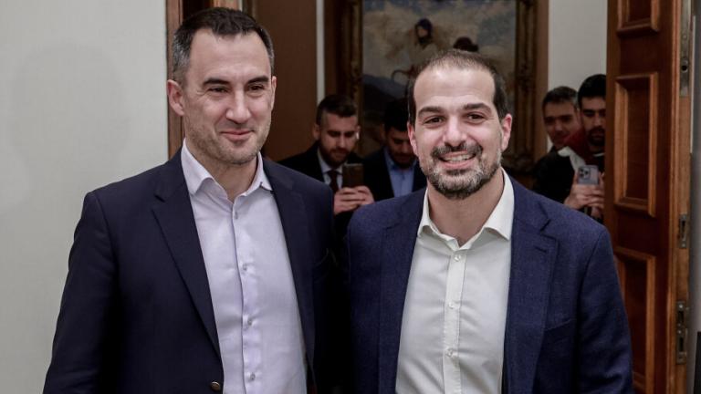 Διχασμένη η Νέα Αριστερά: Πολιτικό μέτωπο θέλει ο Χαρίτσης, μοναχική πορεία προτείνει ο Σακελλαρίδης