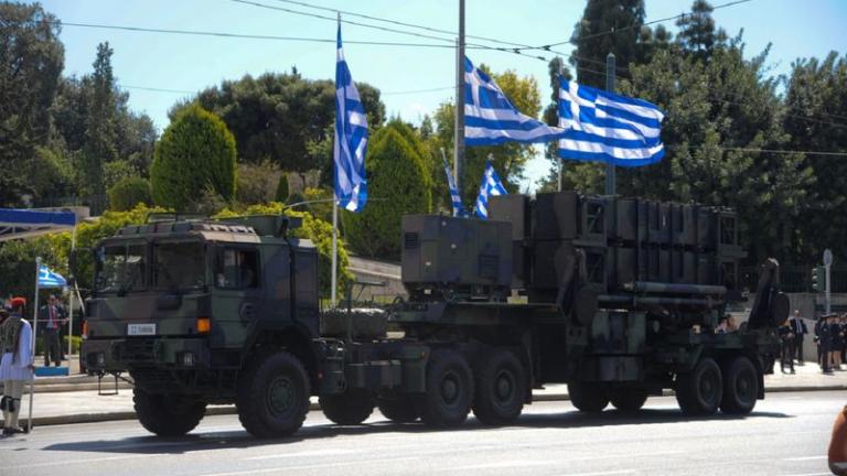 ΥΠΕΘΑ: Δεν υπάρχει περίπτωση να αποσταλούν πυροβολαρχίες Patriot στην Ουκρανία – Διαψεύδεται το Reuters