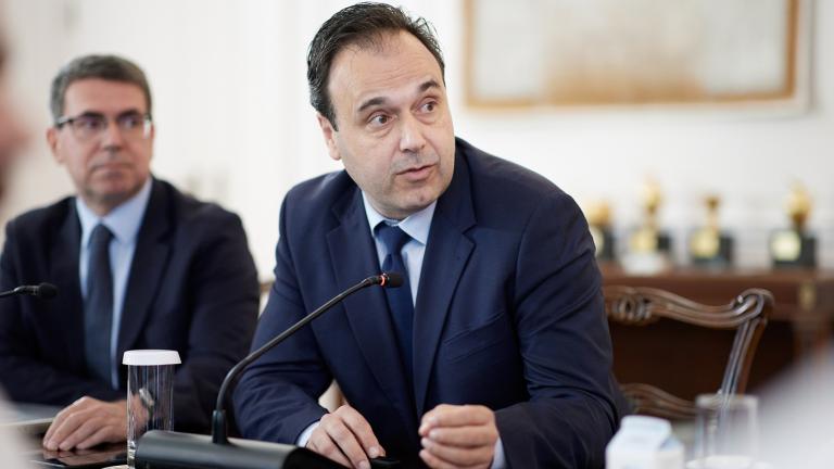 δημητρης παπαστεργιου