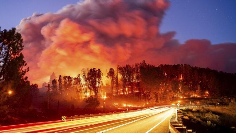 καναδας φωτια