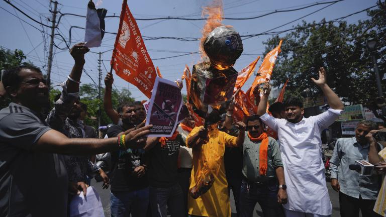 Ινδοί κατά της Τουρκίας