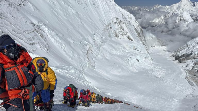 ορειβάτες στο Έβερεστ