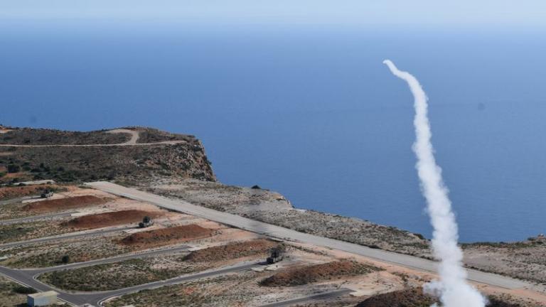 ΑΣΔΕΝ: Βολές μονάδων Αντιαεροπορικού Πυροβολικού στο Πεδίο Βολής Κρήτης