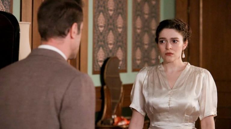 Grand Hotel: Η Σοφία παραδέχεται ότι εκείνη σκότωσε τη Βαρόνη και καταρρέει - Απόψε στις 21:00 στον ΑΝΤ1