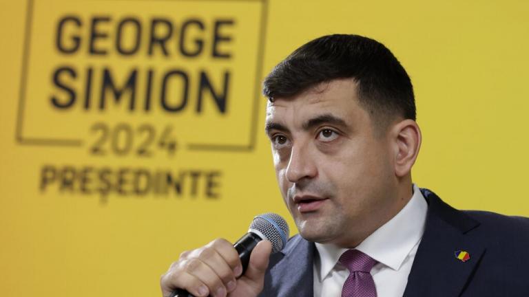 Ρουμανία: Ποιος είναι ο ακροδεξιός Τζόρτζε Σιμιόν που «έπιασε» 40,6% στον πρώτο γύρο των προεδρικών εκλογών