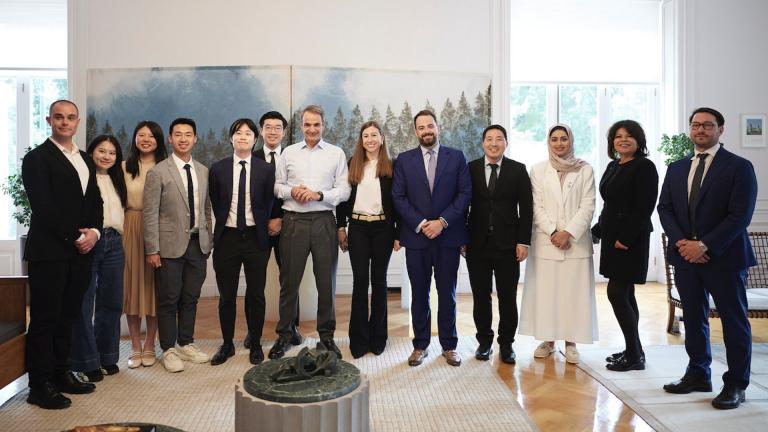 Συνάντηση Μητσοτάκη με φοιτητές του Χάρβαρντ  