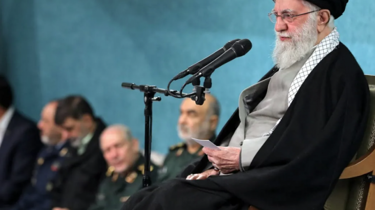 Αγιατολάχ Αλί Χαμενεΐ