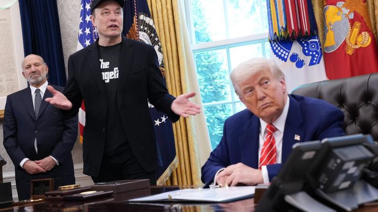 τραμπ και ελον μασκ