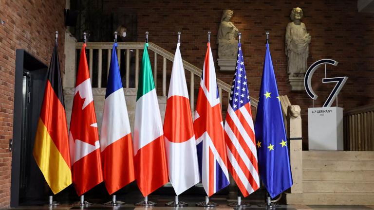 g7
