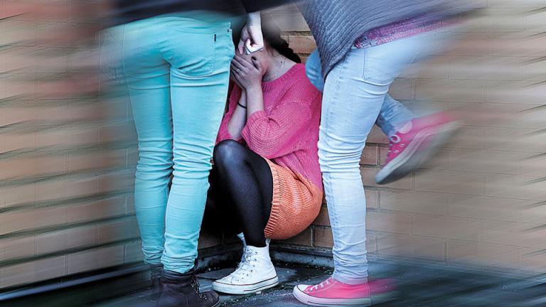 βια ανηλικών