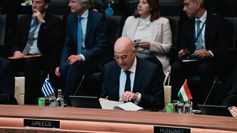 νικος δενδιας