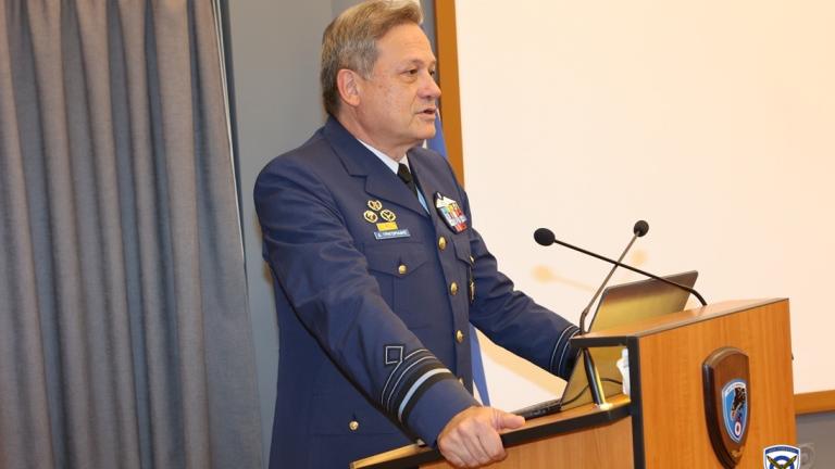 Αντιπτέραρχος (Ι) Δ.Γρηγοριάδης